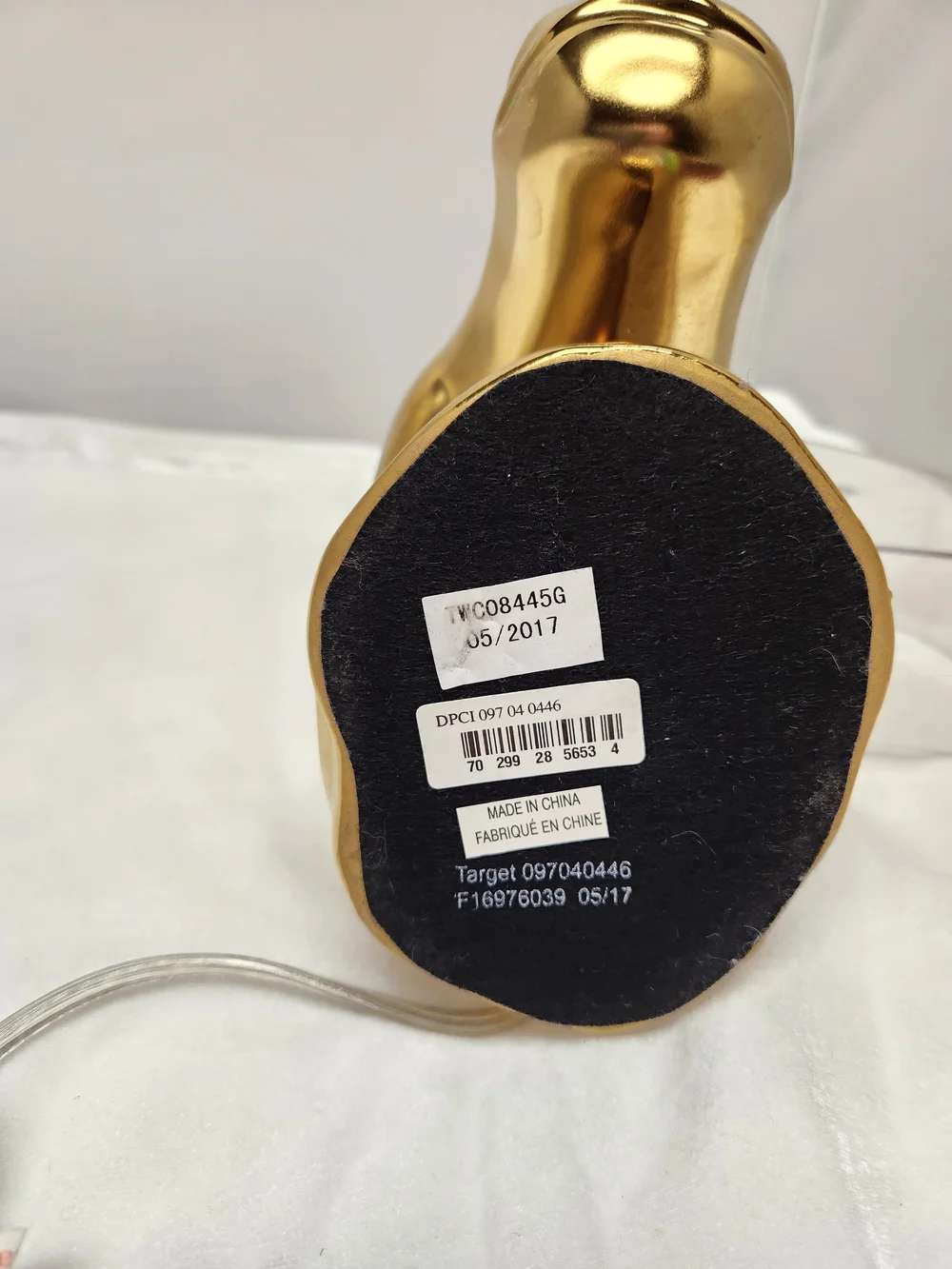 Target elegant gold